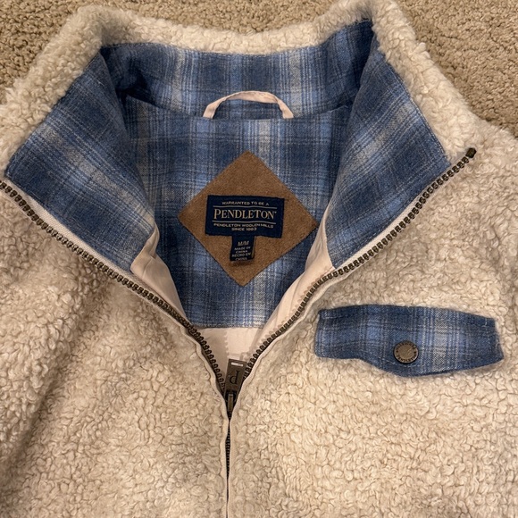 Pendleton Jackets & Blazers - Pendleton Cream Sherpa Jacket with Blue Plaid